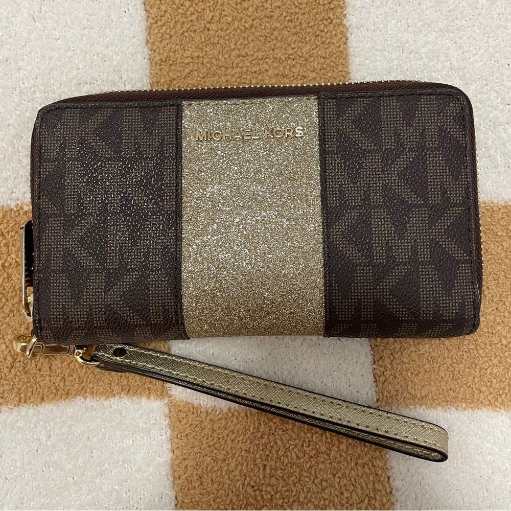 Michael Kors Wallet/Wristlet